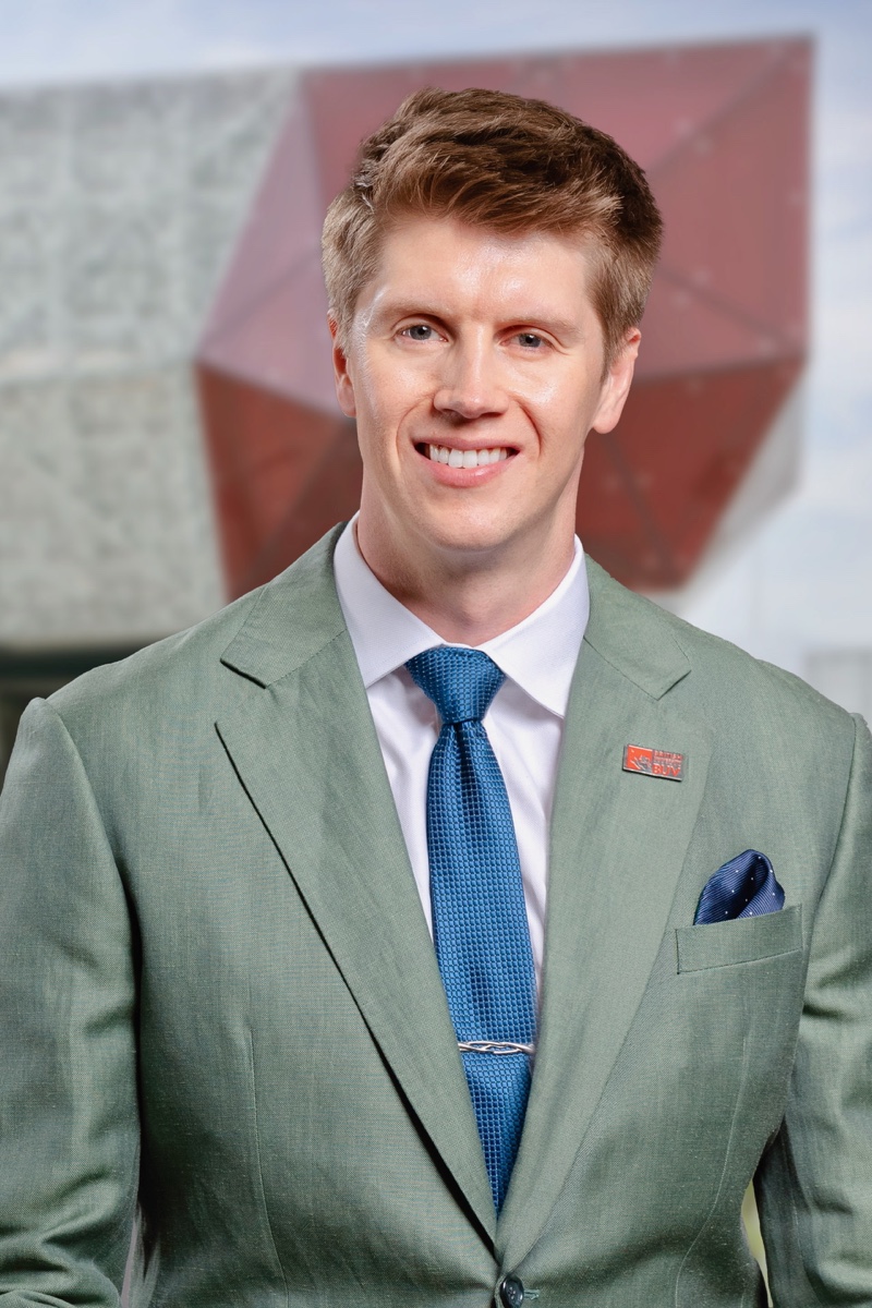 Portrait of Dr Mike Perkins